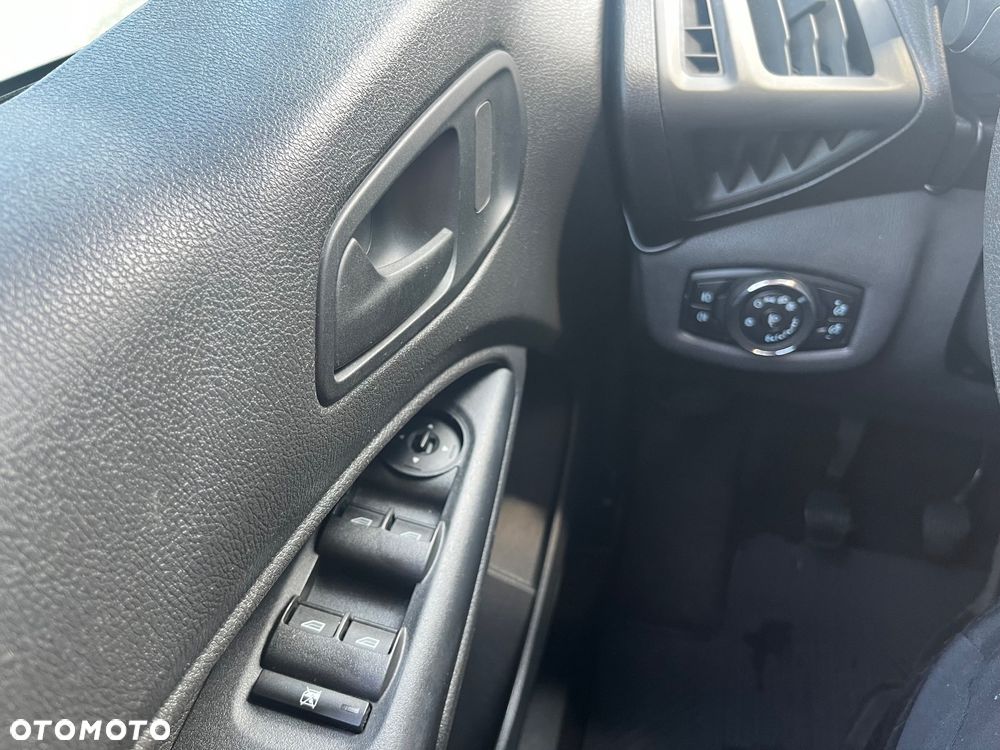 Ford Tourneo Connect Grand - 27