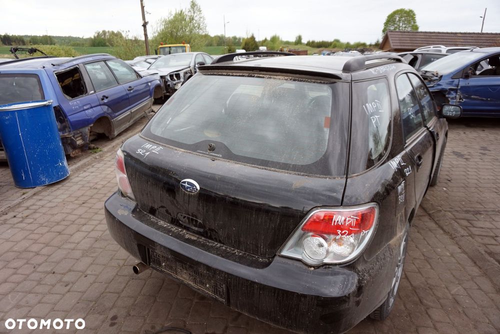 KLAPA BAGAŻNIKA TYLNA IMPREZA II GD LIFT KOMBI 32J  CZARNY SUBARU 2006-2007 - 2