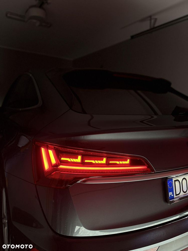 Audi Q5 Sportback - 16