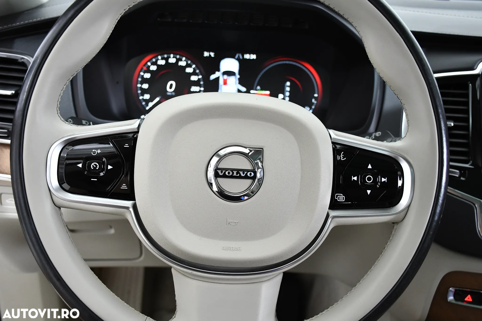 Volvo XC 90 T8 AWD Twin Engine Geartronic Inscription - 31