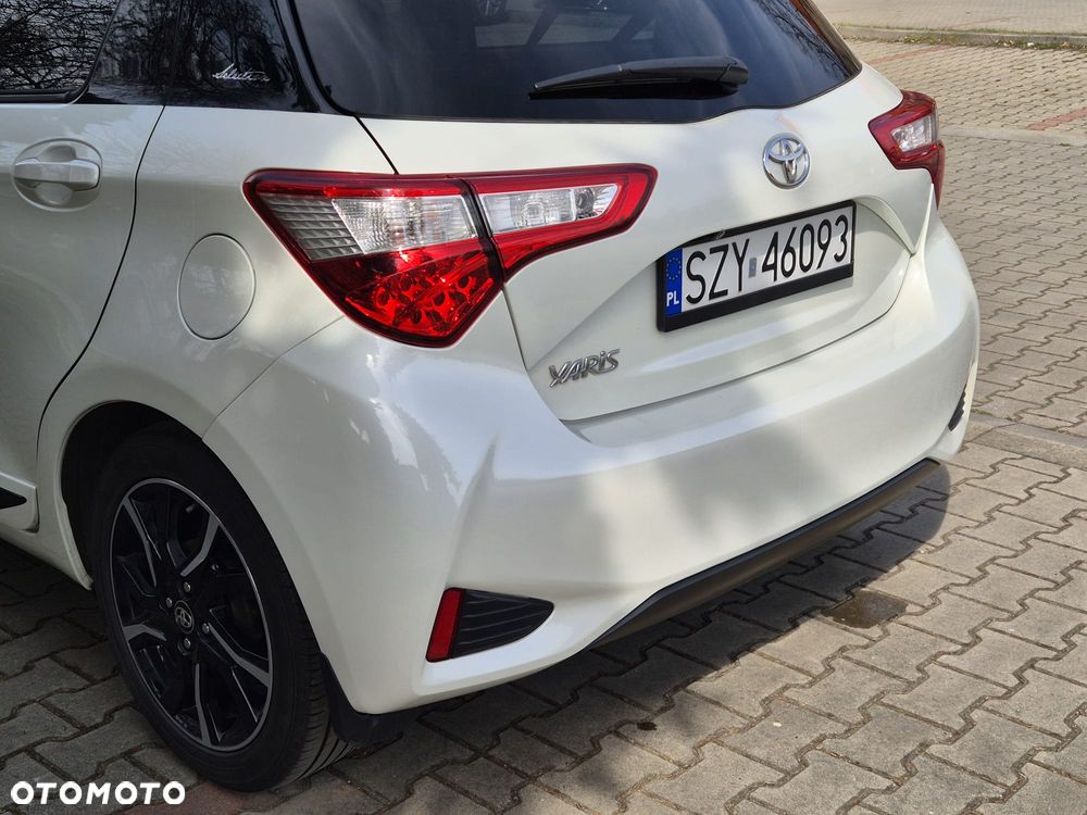 Toyota Yaris 1.5 Selection - 23