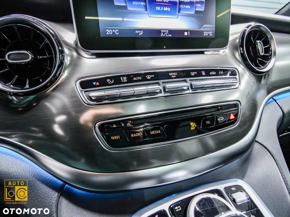 Mercedes-Benz Klasa V 300 d lang 4Matic 9G-TRONIC Exclusive Edition - 27