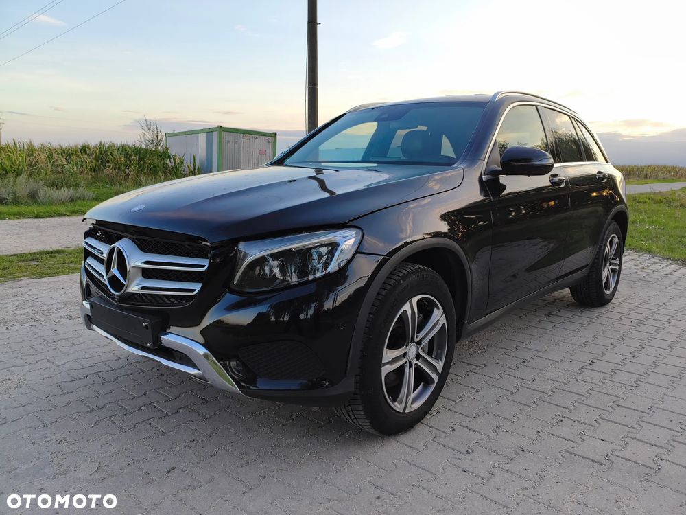 Mercedes-Benz GLC 250 d 4Matic 9G-TRONIC AMG Line - 28