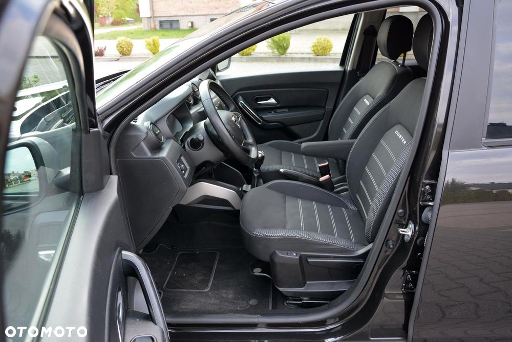 Dacia Duster 1.6 SCe Prestige - 13