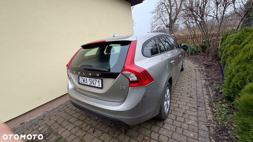 Volvo V60 DRIVe - 12