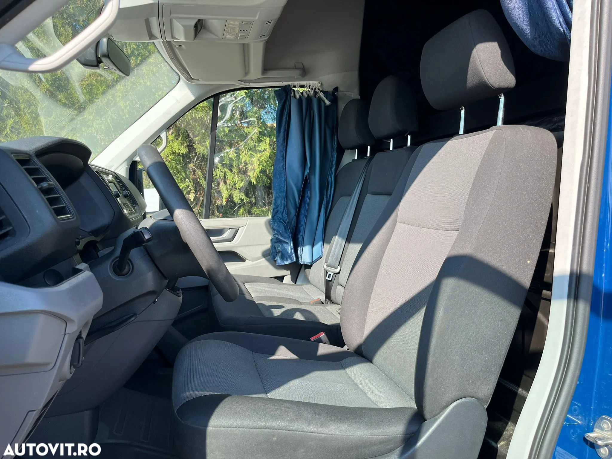 Volkswagen Crafter - 11