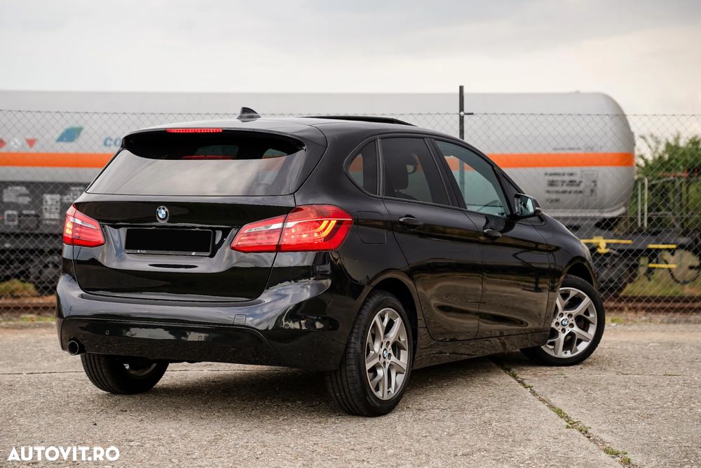 BMW Seria 2 218d Sport Line - 6