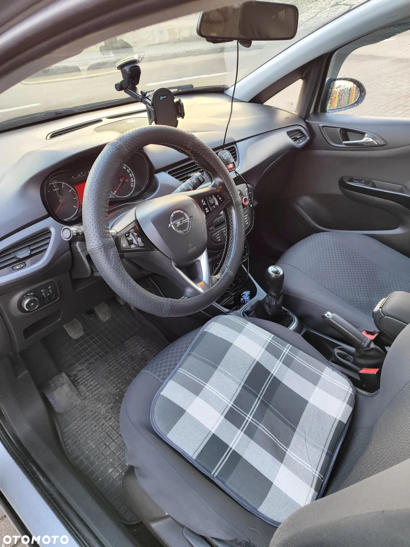 Opel Corsa 1.4 Cosmo - 6