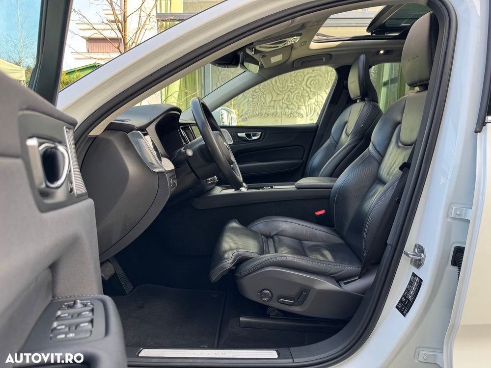 Volvo XC 60 Recharge T8 Twin Engine eAWD Inscription - 9