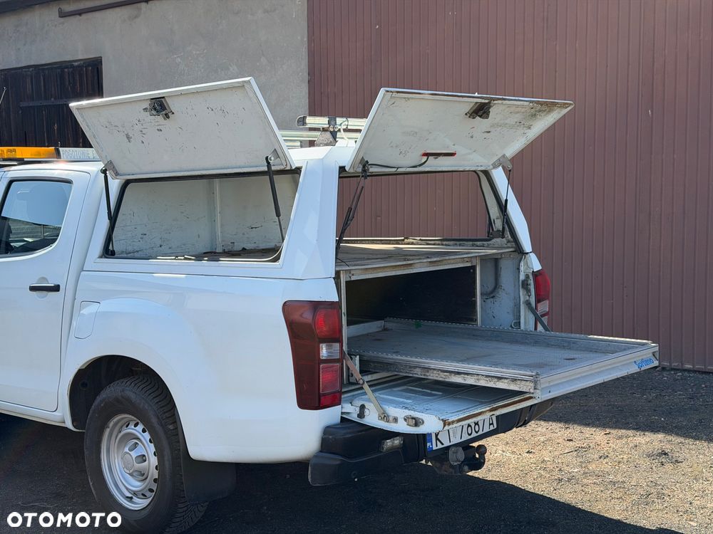 Isuzu D-Max 2.5 DC L - 7