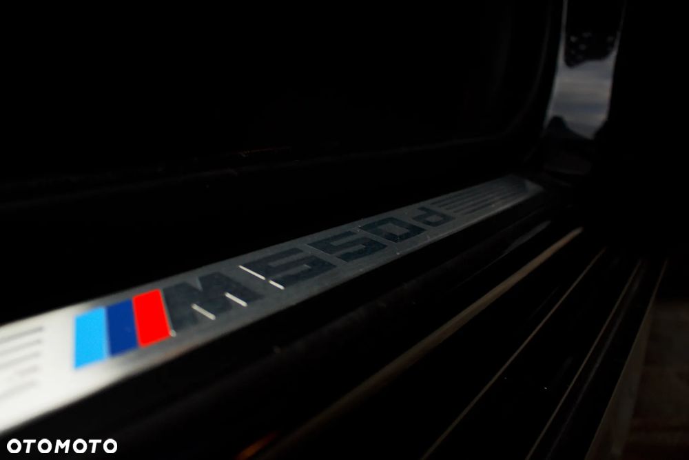 BMW Seria 5 M550d xDrive - 22