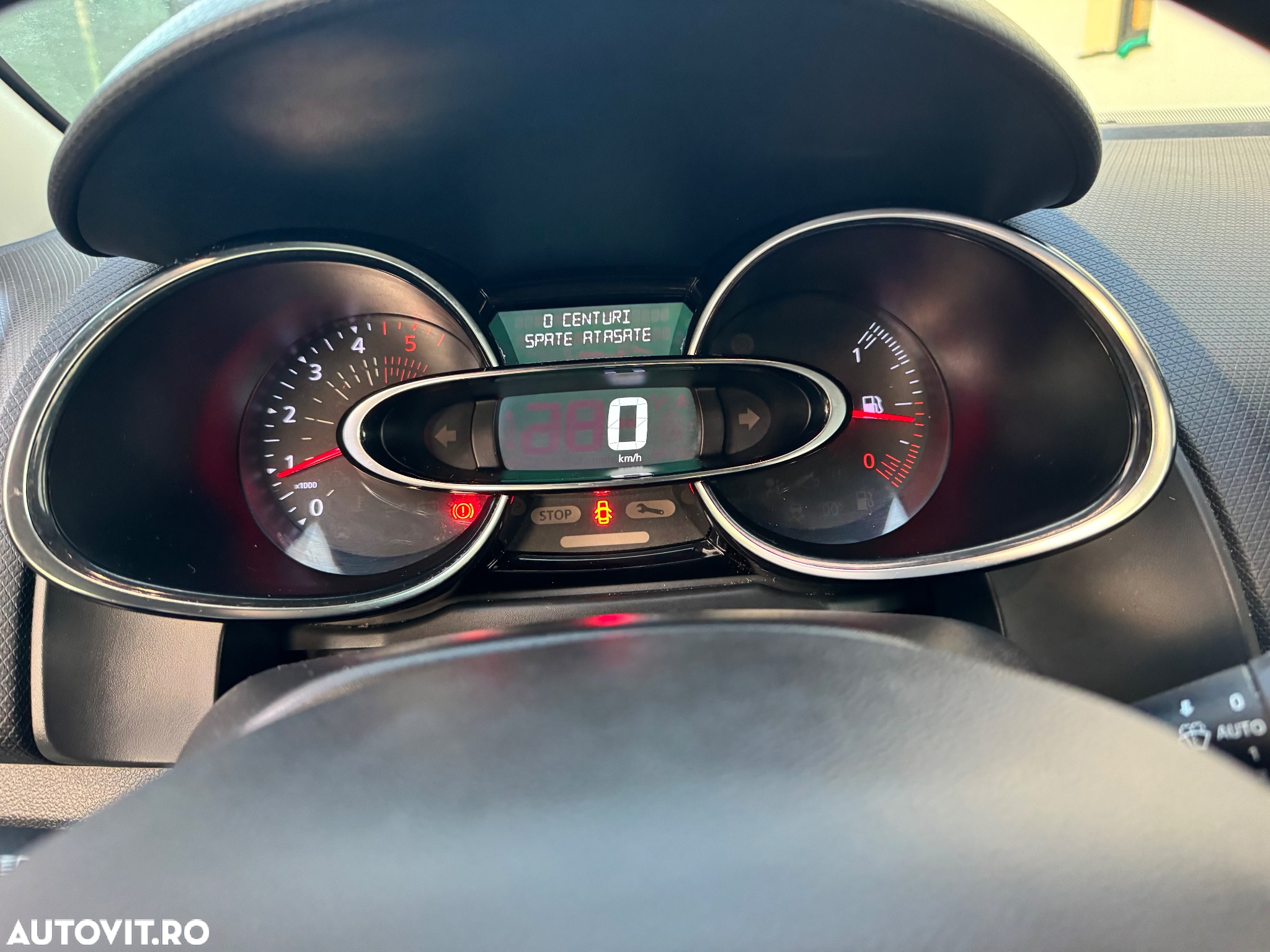 Renault Clio (Energy) dCi 90 Bose Edition - 8