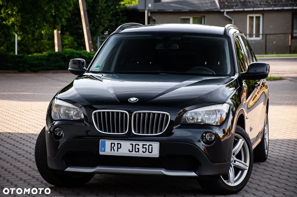 BMW X1 xDrive18d - 16