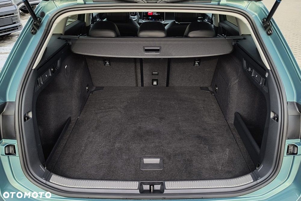 Volkswagen Passat - 27