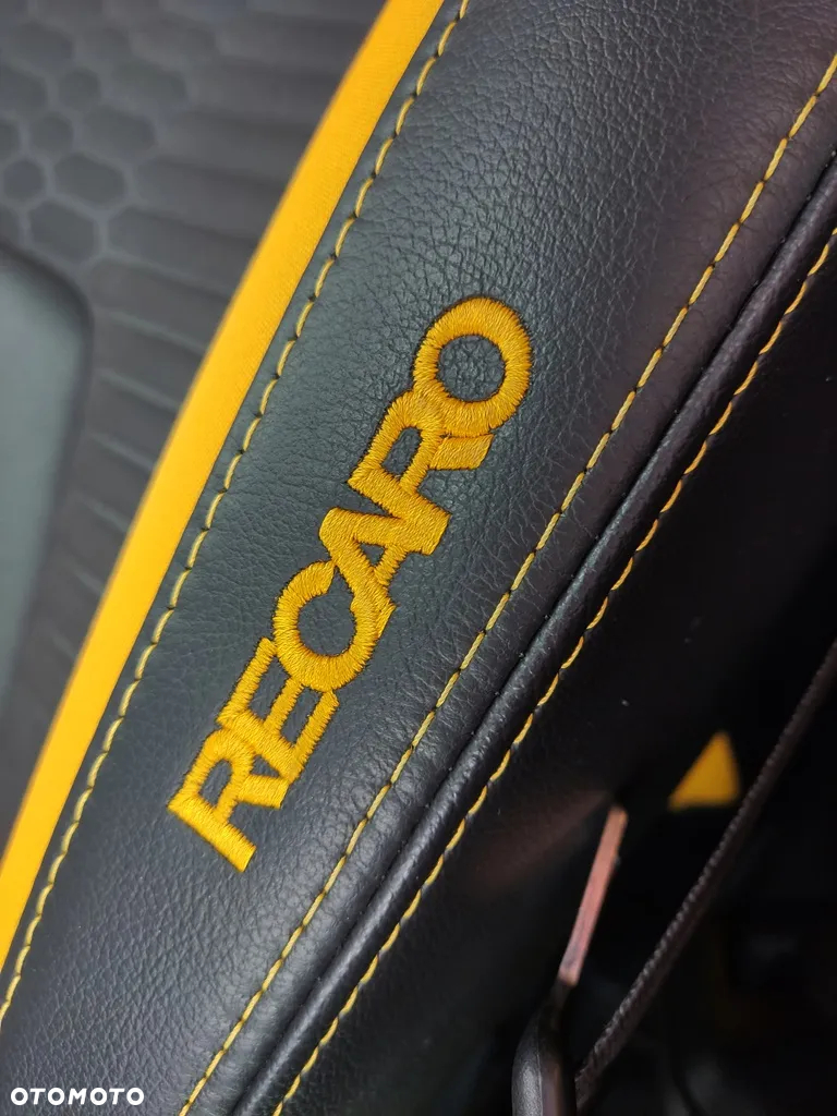 Ford Focus ST - 15