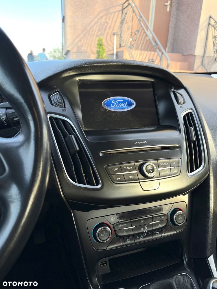 Ford Focus - 18