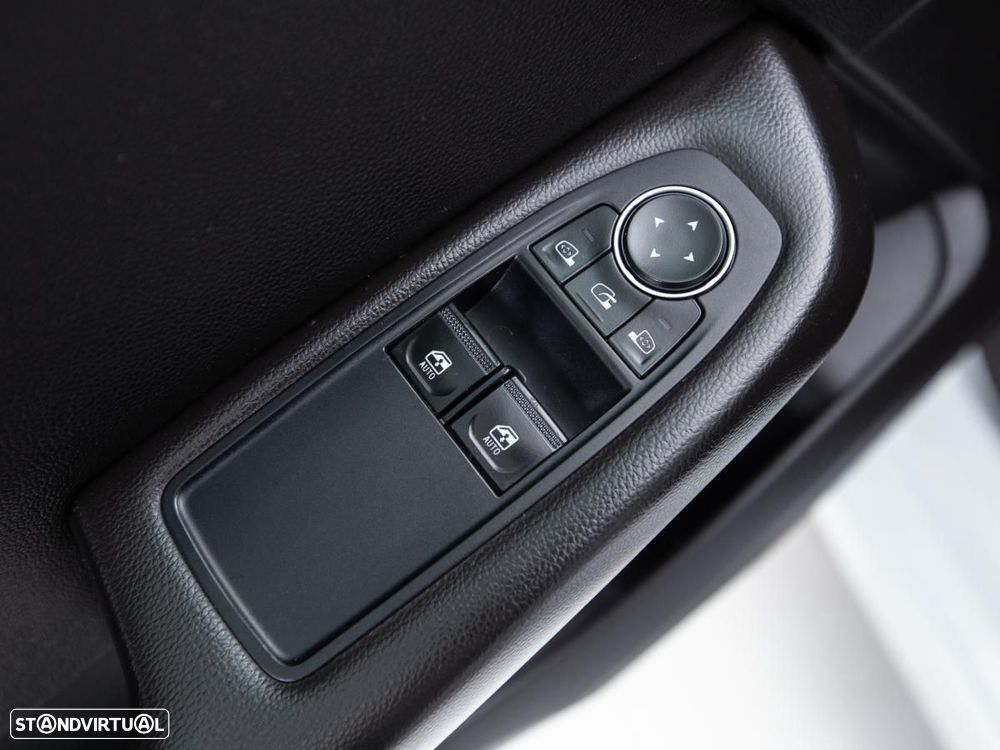 Renault Clio - 12