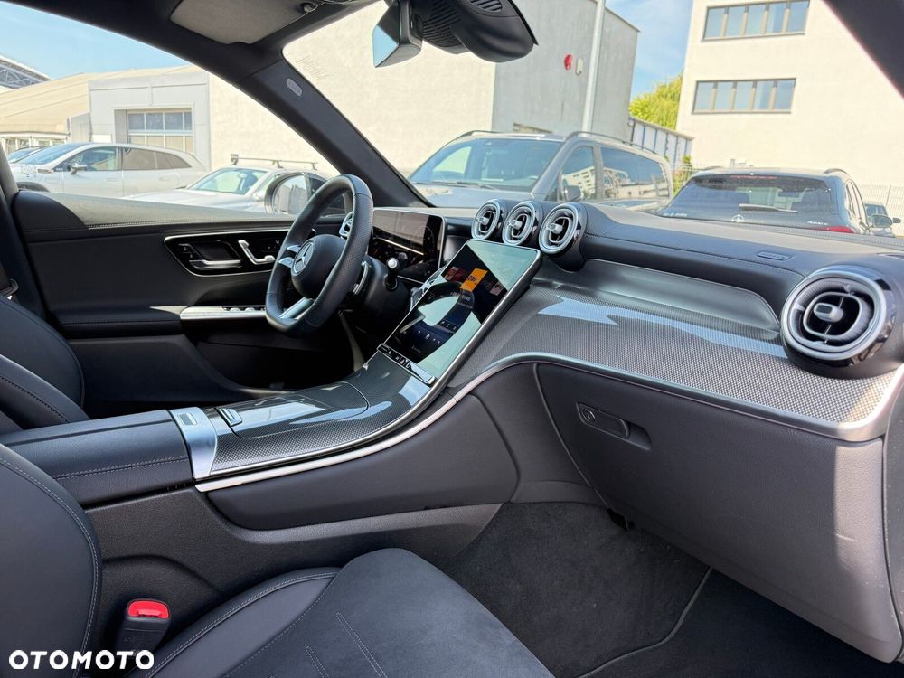 Mercedes-Benz GLC 200 d mHEV 4-Matic AMG Line - 24