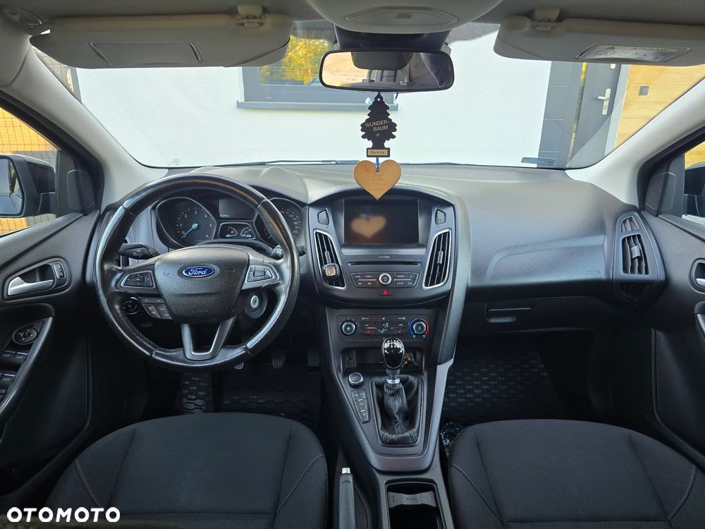Ford Focus 1.5 TDCi Trend - 8