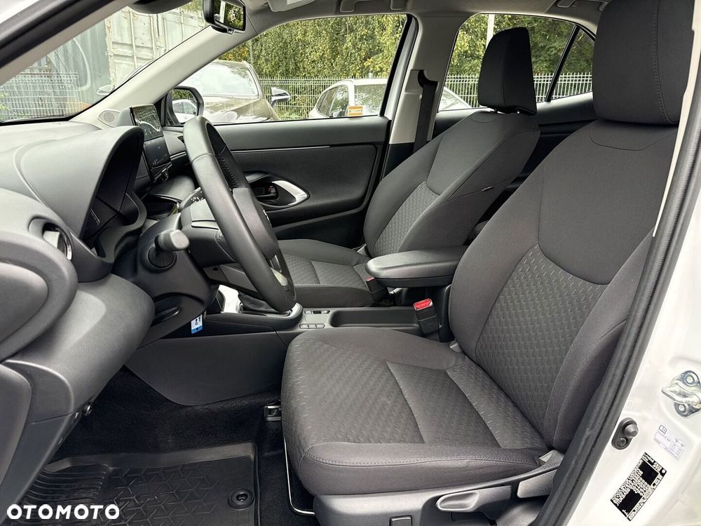 Toyota Yaris Cross Hybrid 1.5 Comfort - 12