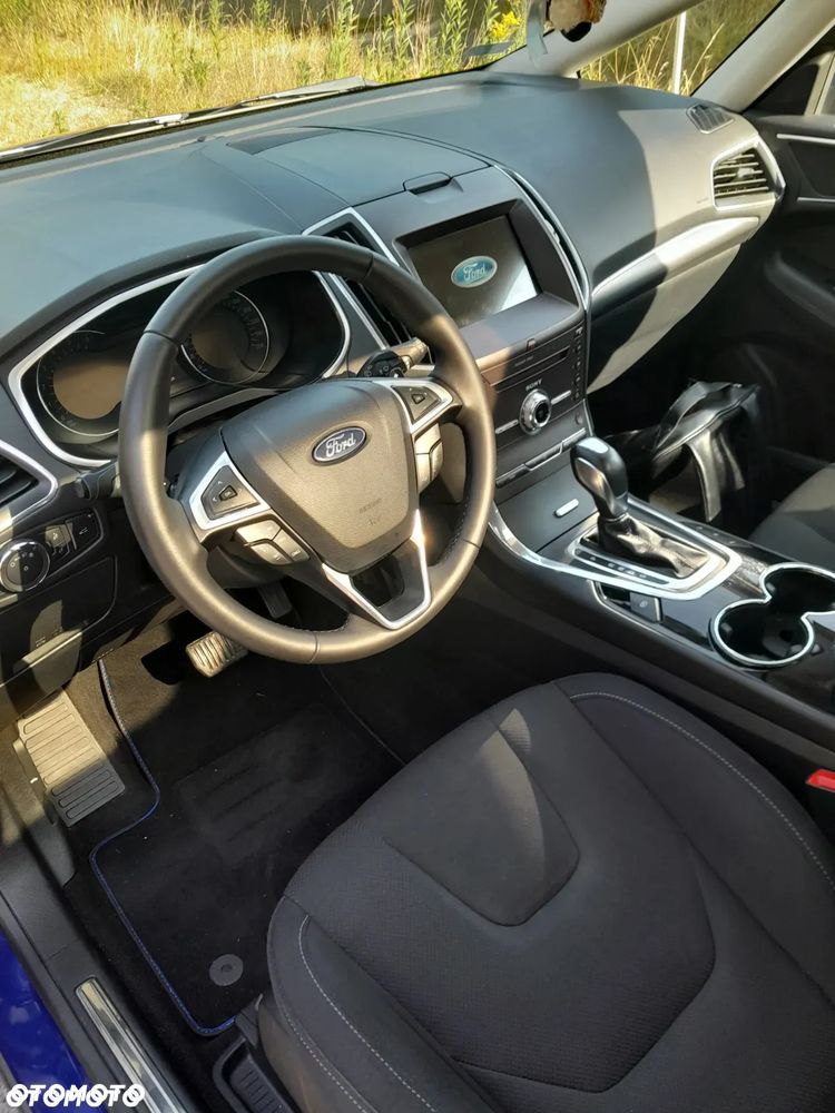 Ford S-Max 2.0 TDCi Titanium PowerShift - 6