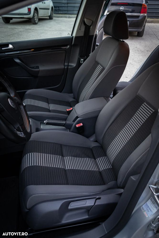 Volkswagen Golf 1.6 Highline - 10