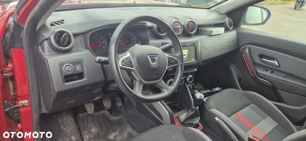 Dacia Duster 1.3 TCe FAP Techroad - 26