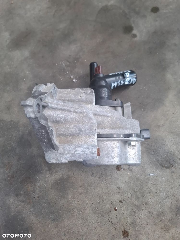 TOYOTA RAV4 V pompa wody 081010588010 - 1