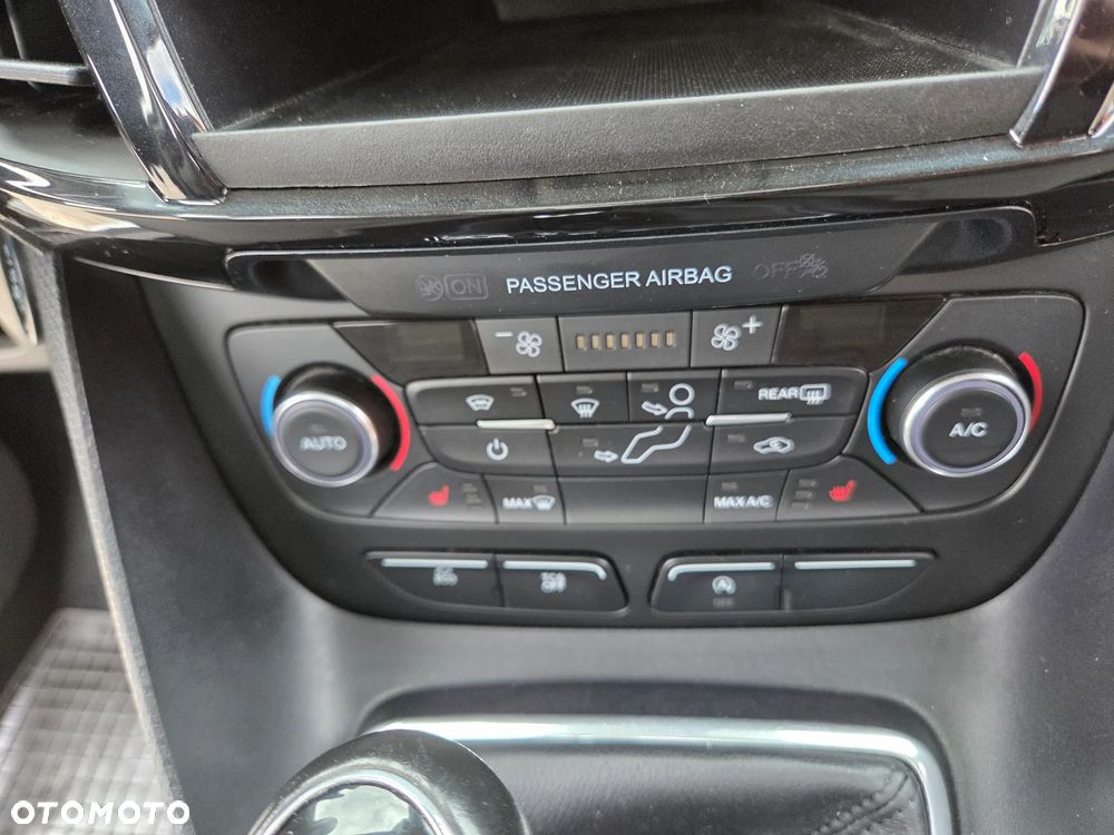 Ford Tourneo Connect Gr 1.5 EcoBlue Titanium - 31