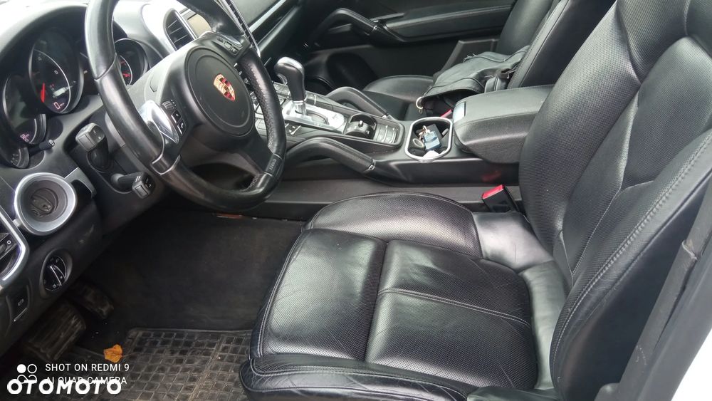 Porsche Cayenne - 5