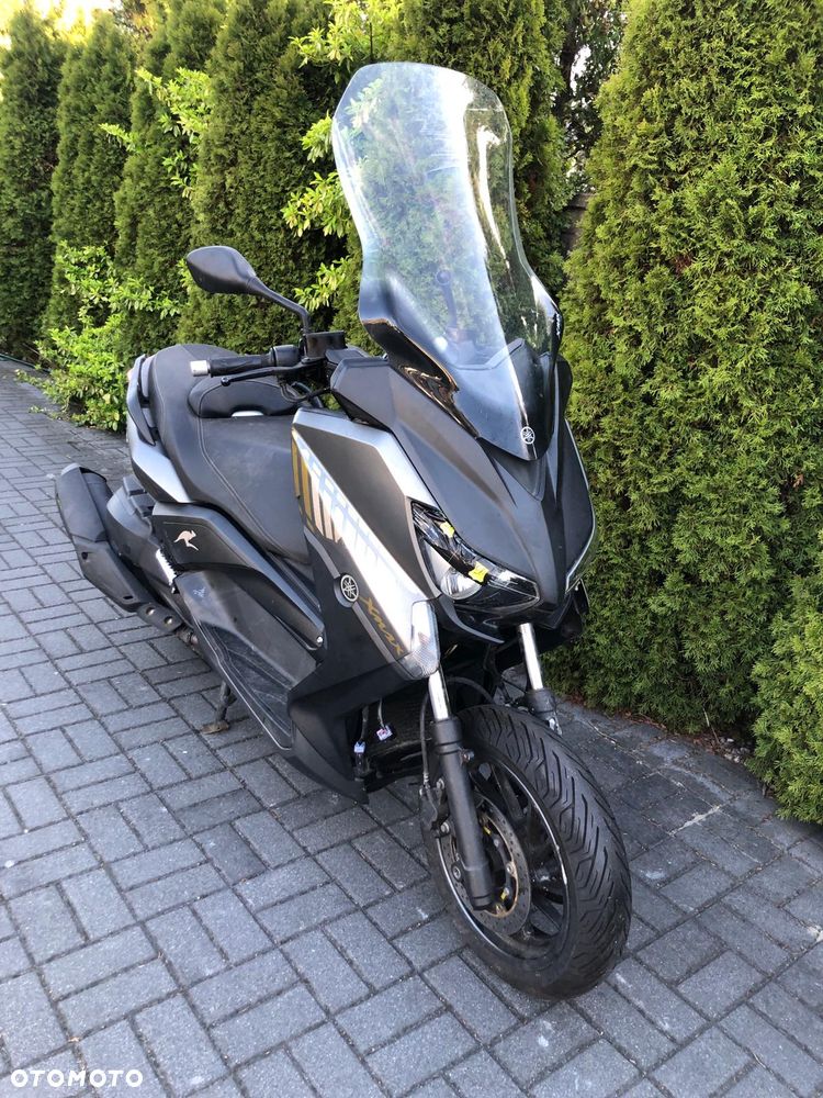 Yamaha X-max - 16