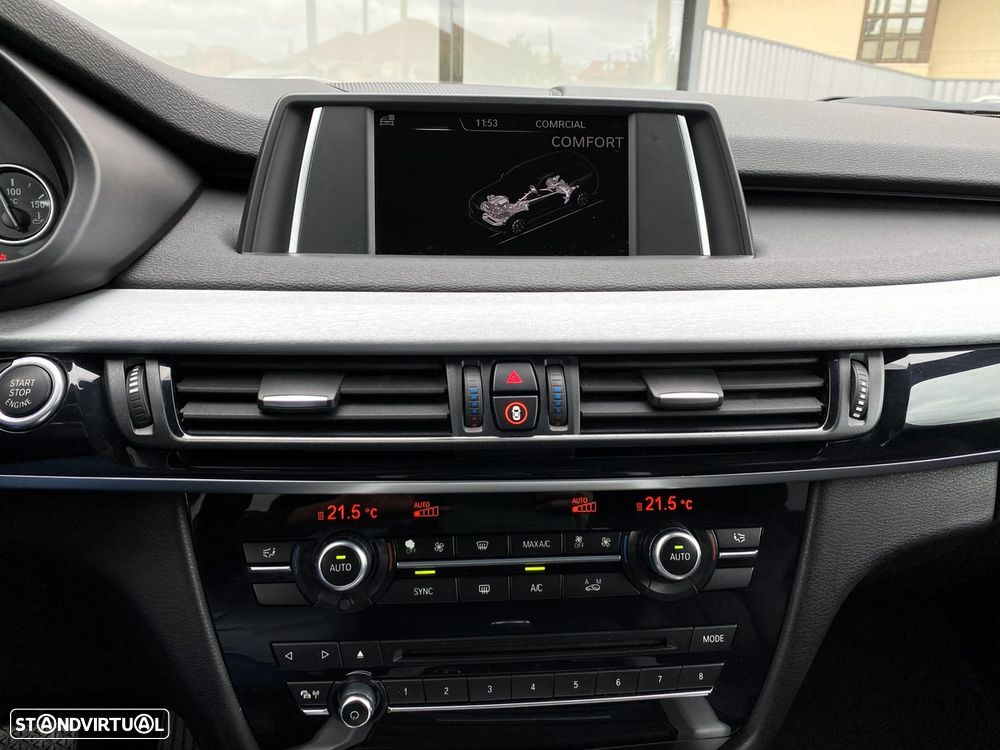 BMW X5 30 d xDrive Pack M - 25