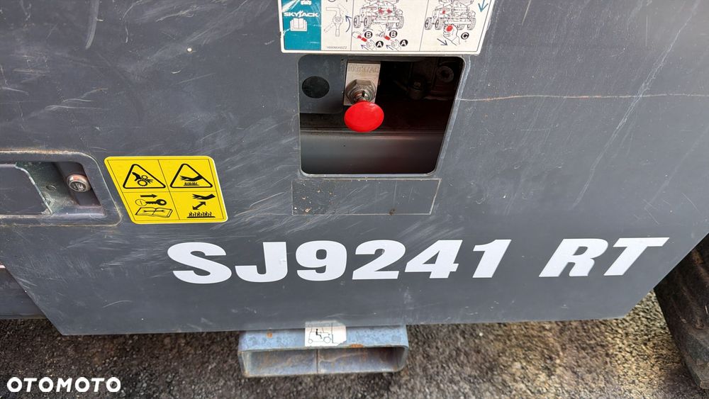 Skyjack SJ 9241RT - 3