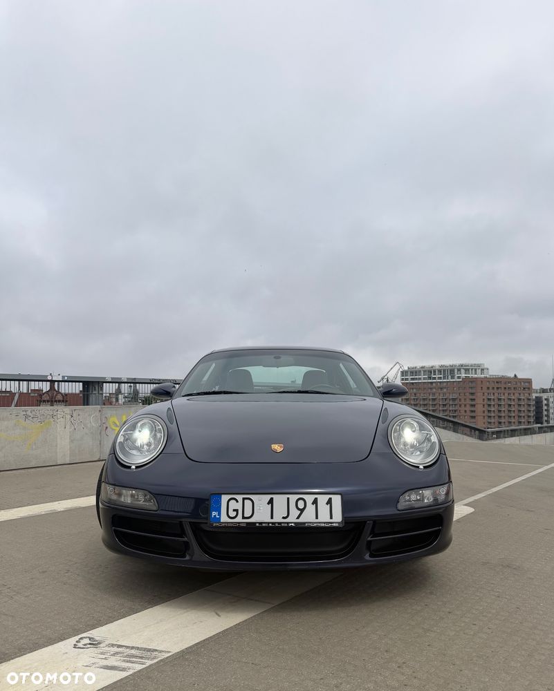Porsche 911 Carrera S - 6
