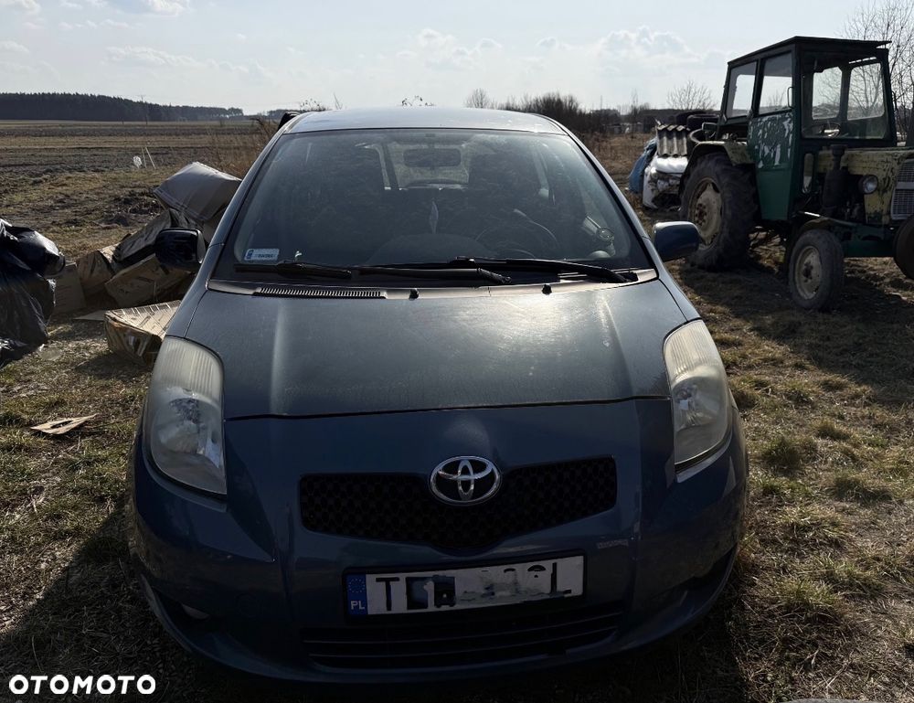 Toyota Yaris 1.3 Sol MM - 1