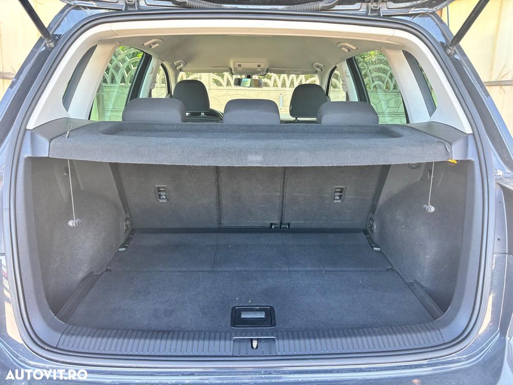 Volkswagen Golf Sportsvan - 17