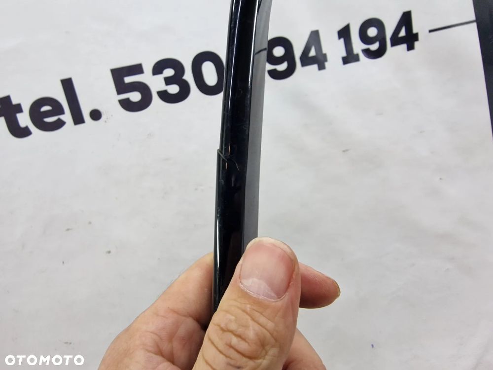 SEAT ATECA 575 16- ATRAPA / GRILL PRZEDNI PRZÓD / RAMKA CZARNA , NR 575854643C , NR AUKCJI GL809 - 19