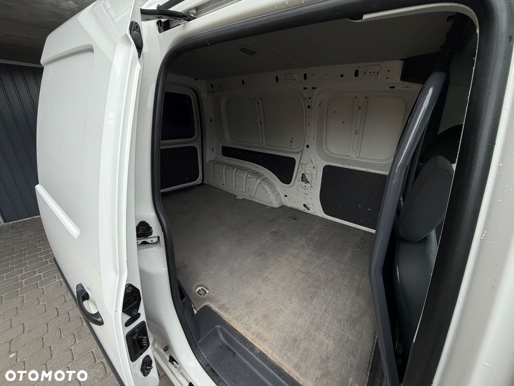 Volkswagen Caddy Long - 7