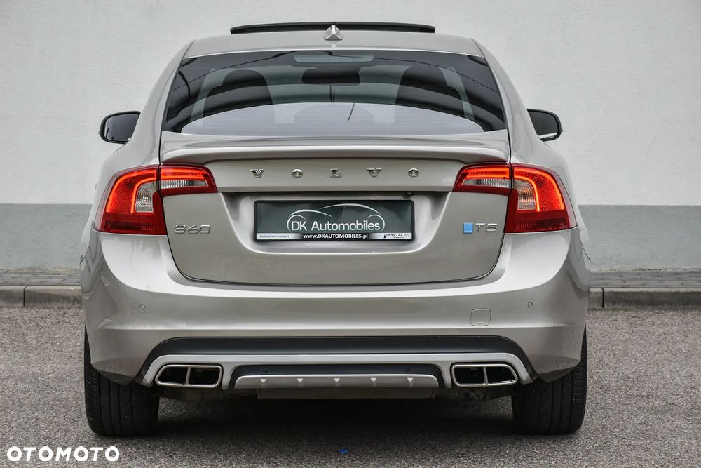 Volvo S60 2.5 T5 - 7