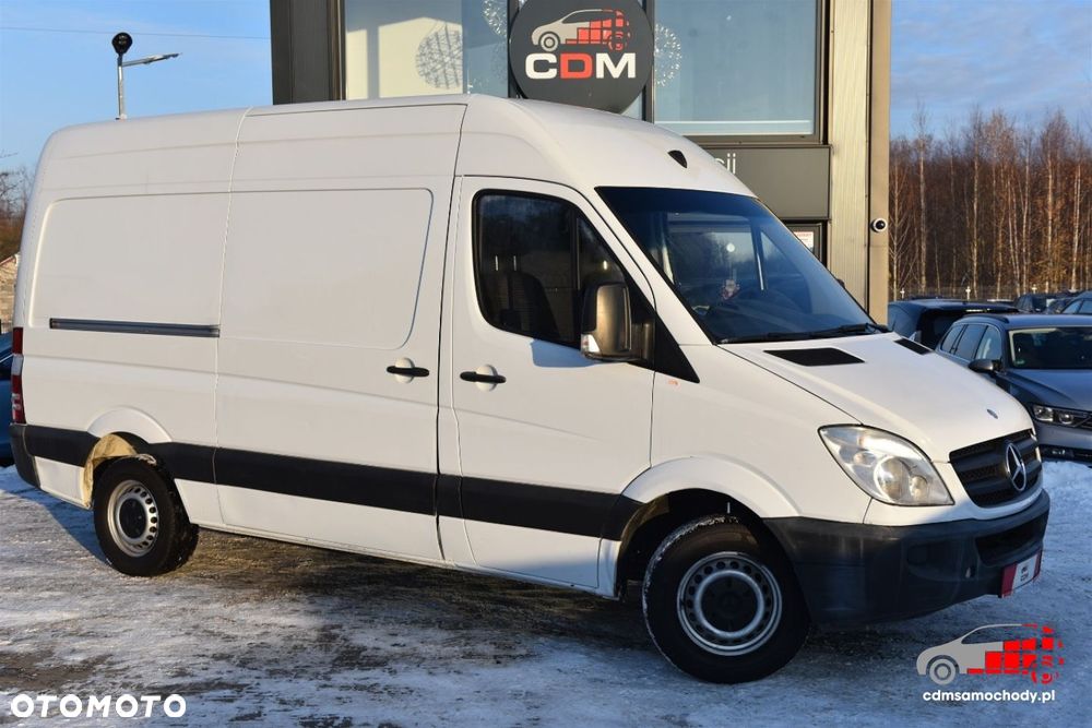 Mercedes-Benz Sprinter - 4
