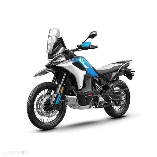 CF Moto 800 NK Advanced - 1