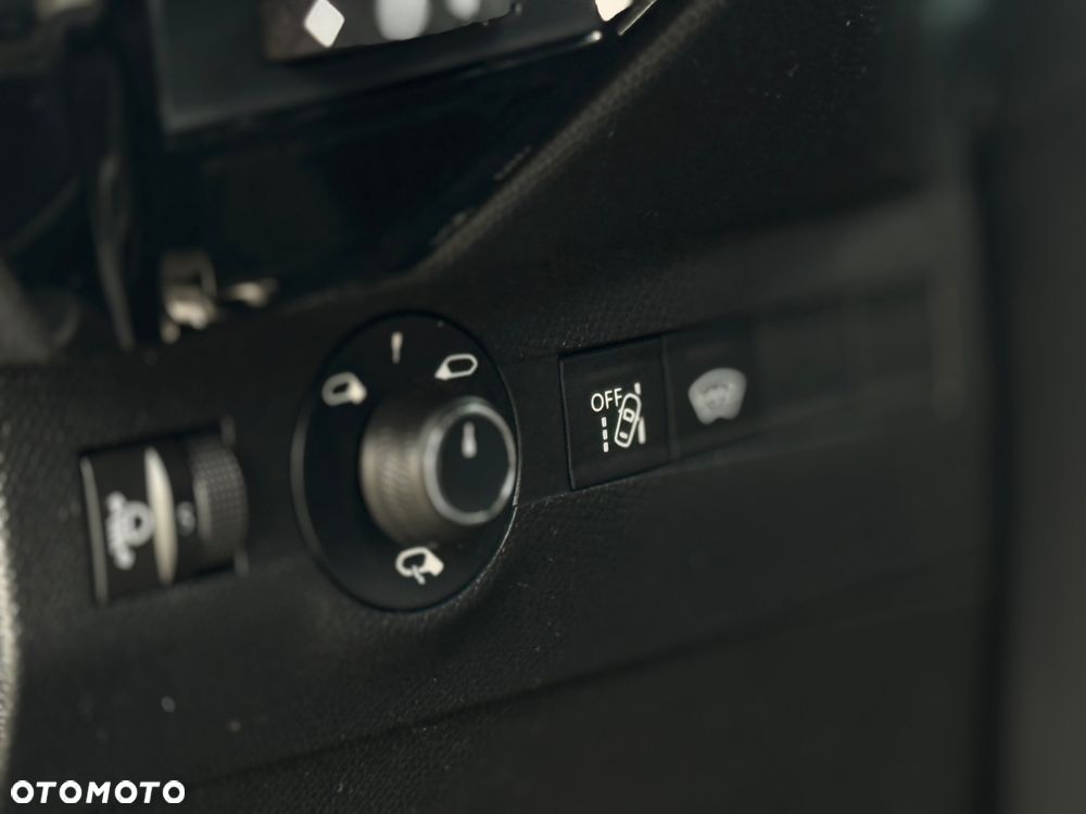 DS Automobiles DS 7 Crossback 1.6 PureTech Performance Line + - 11