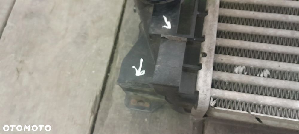 MERCEDES SPRINTER W906 LIFT 2.2 CDI PRZEDNI PAS KOMPLET CHŁODNIC - 8