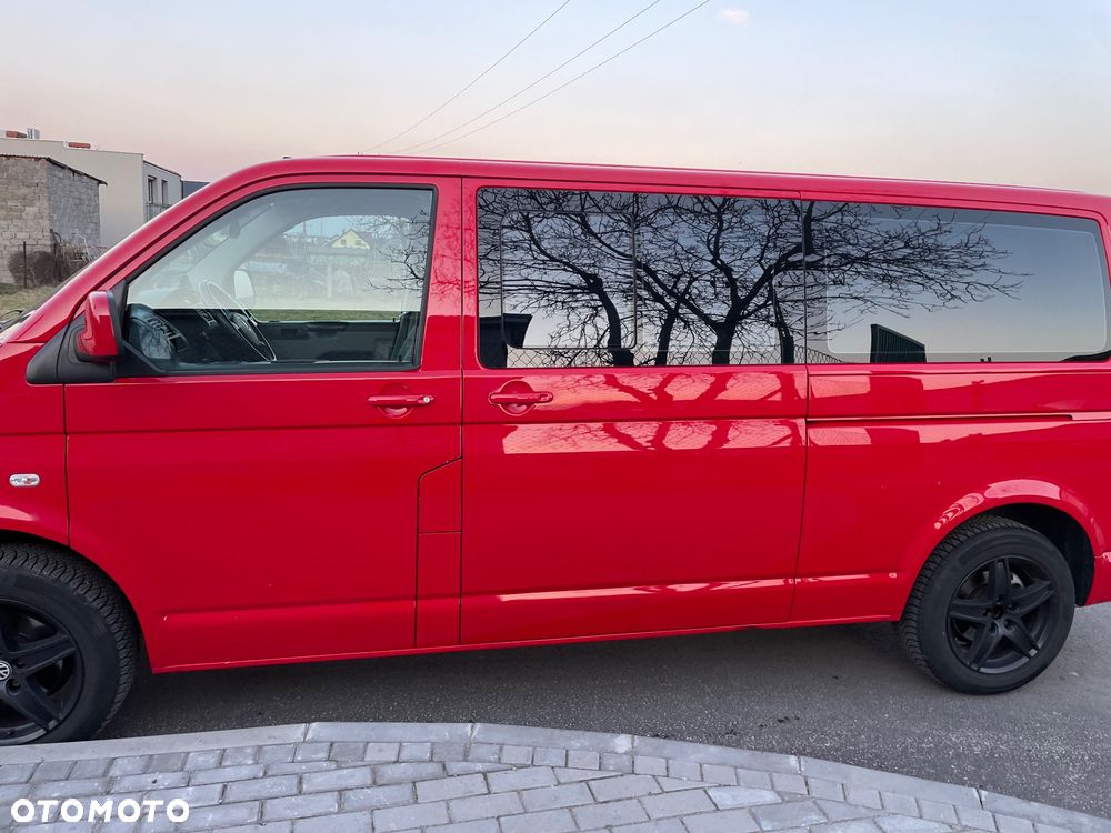 Volkswagen Caravelle - 14