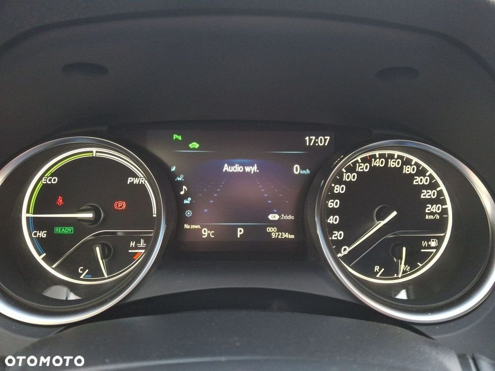 Toyota Camry 2.5 Hybrid Comfort CVT - 18