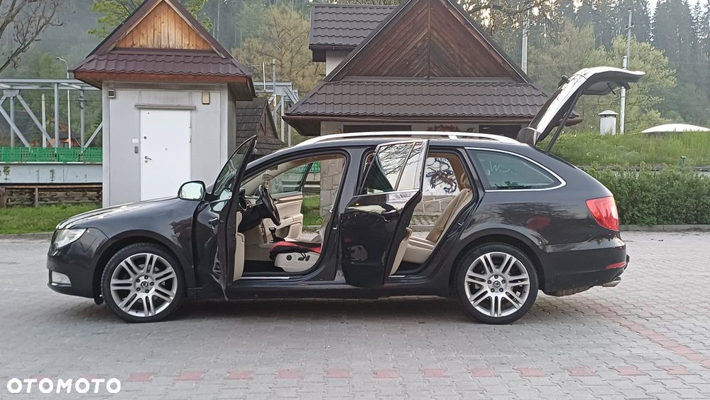 Skoda Superb 2.0 TDI Ambition DSG - 5