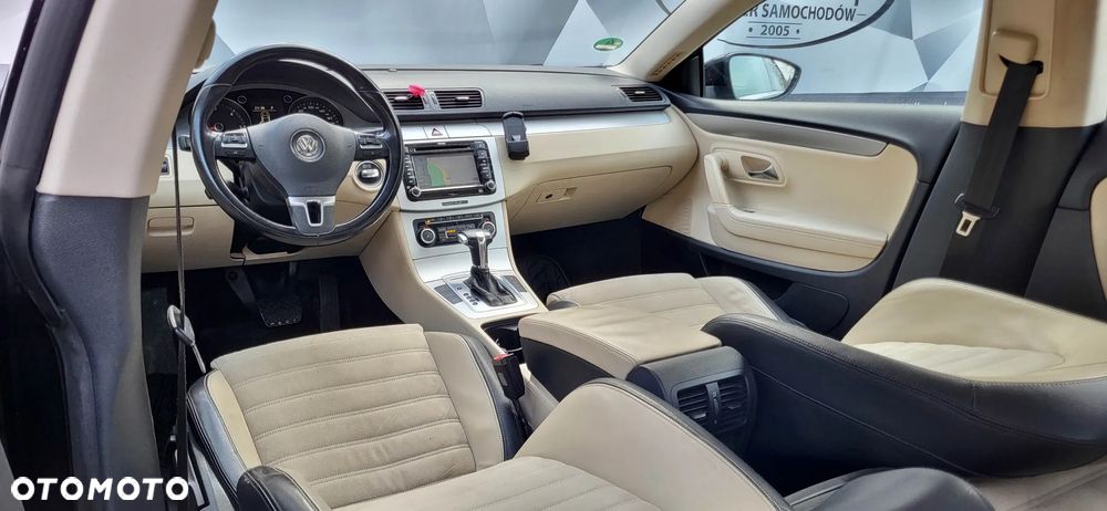 Volkswagen Passat CC - 8