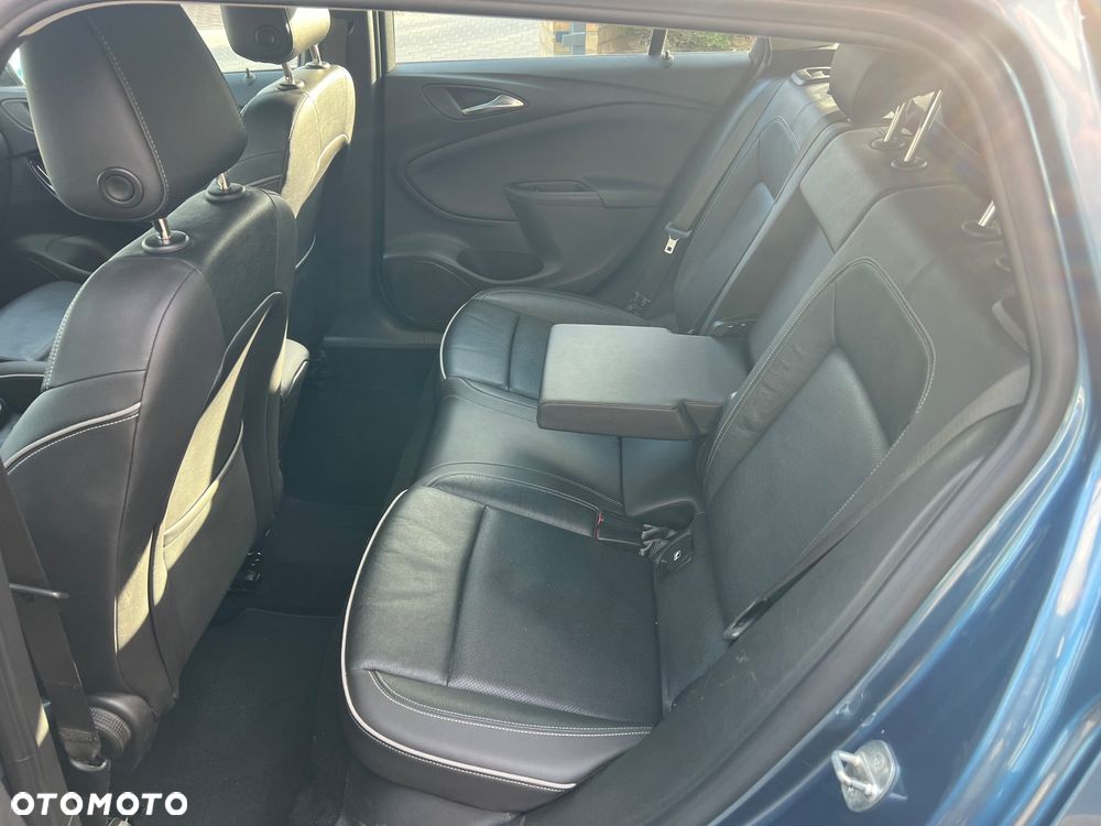 Opel Astra - 16