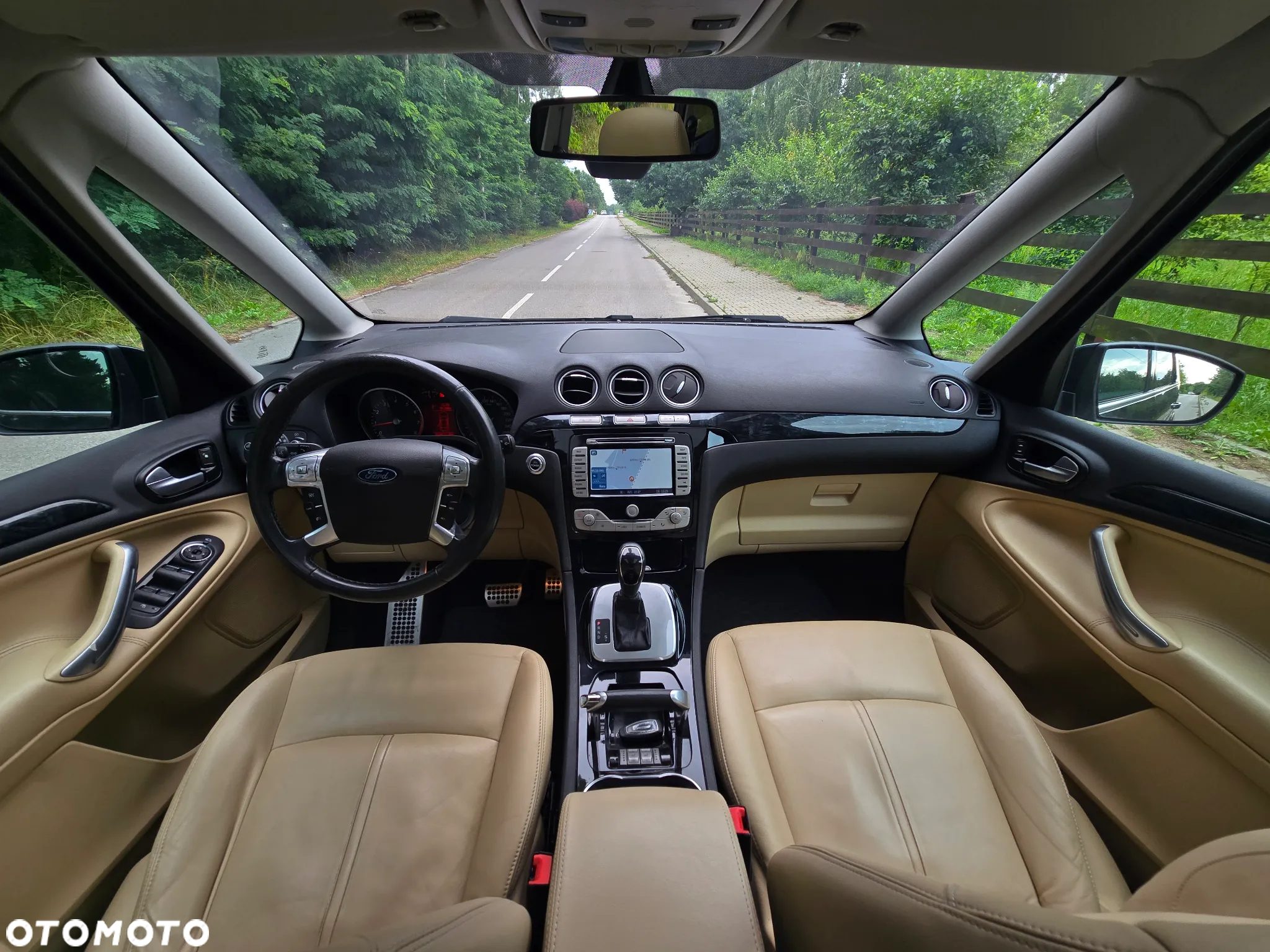 Ford Galaxy 2.0 EcoBoost Titanium - 8