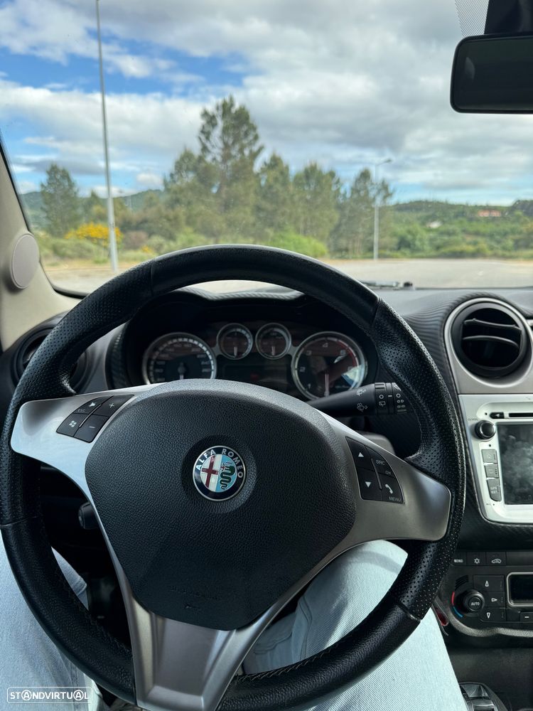 Alfa Romeo MiTo 1.6 JTDM - 15